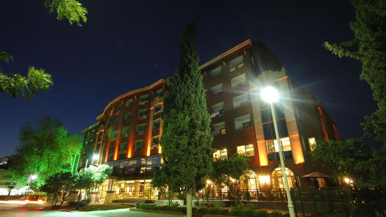 Noxinn Club Hotel โคนัคคลึ ภายนอก รูปภาพ