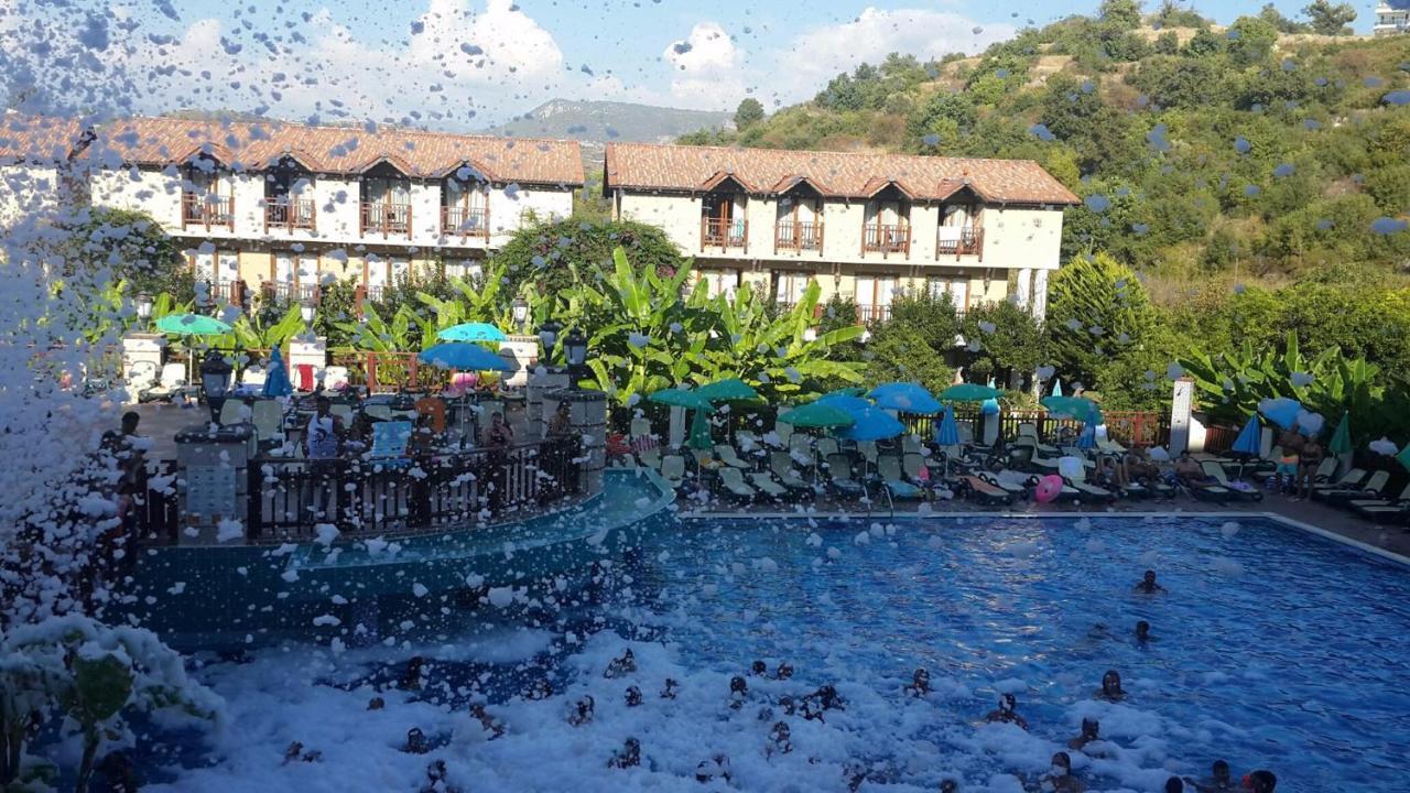 Noxinn Club Hotel โคนัคคลึ ภายนอก รูปภาพ
