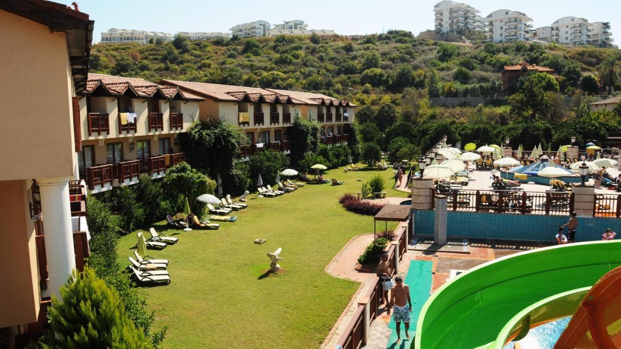 Noxinn Club Hotel โคนัคคลึ ภายนอก รูปภาพ