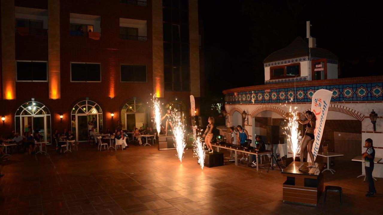 Noxinn Club Hotel โคนัคคลึ ภายนอก รูปภาพ